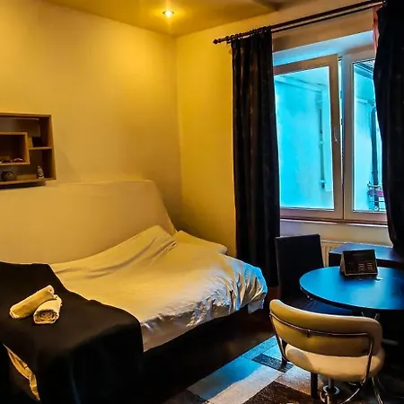 Modest Ultra Council Square Apartment Brasov
